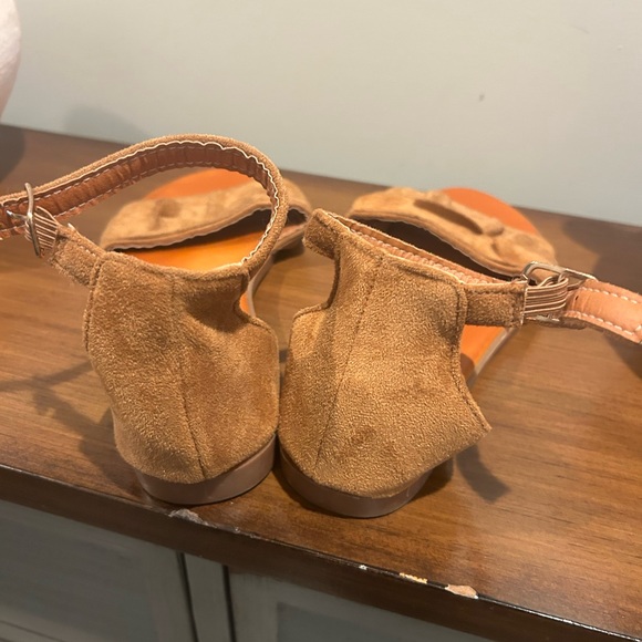 Women's Tan Sandals - Picture 4 of 4